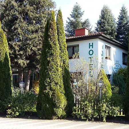 Hotel Froschkoenig Battenhausen エクステリア 写真